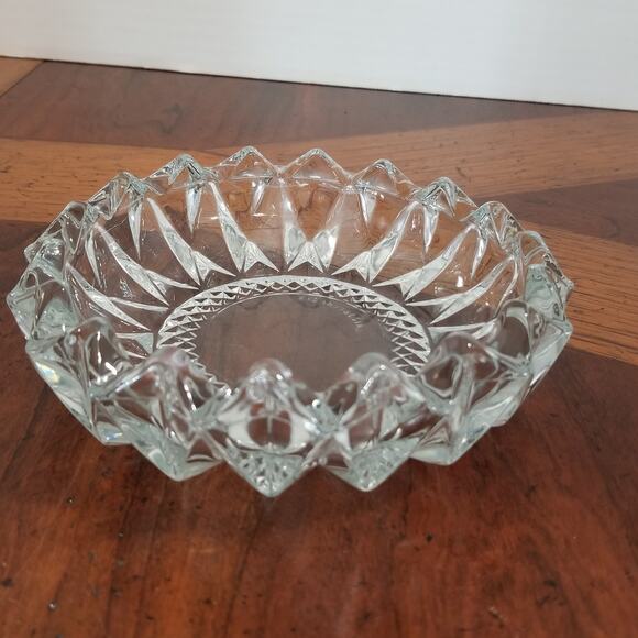 Kig Indonisia cigar/ciggarette ashtray - Picture 10 of 10